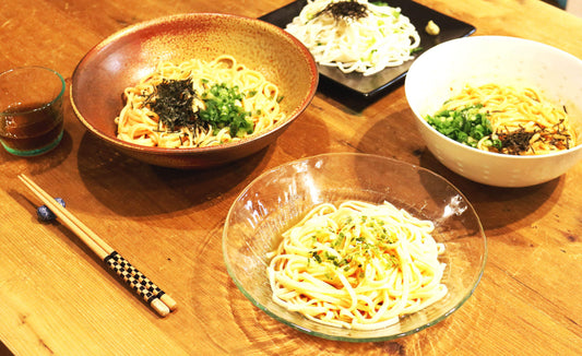 Summer food using udon. You can enjoy different tastes with different sauces.