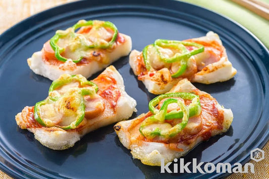 Japanese style mochi pizza made with rice cakes! If you're hungry, this is for you!