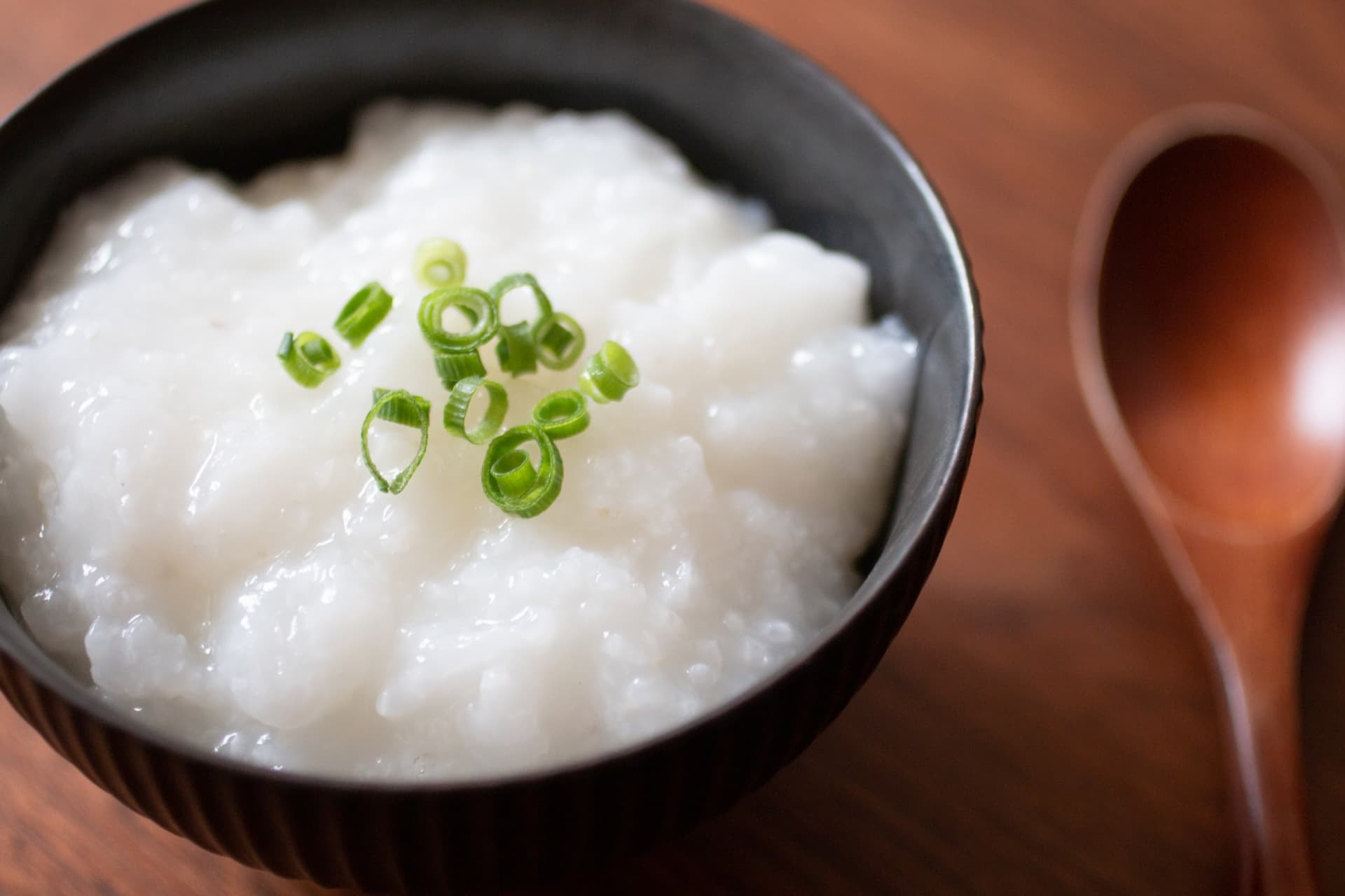 Exploring the Allure of Japanese Porridge 日本のおかゆ: A Comforting Culinary Delight.
