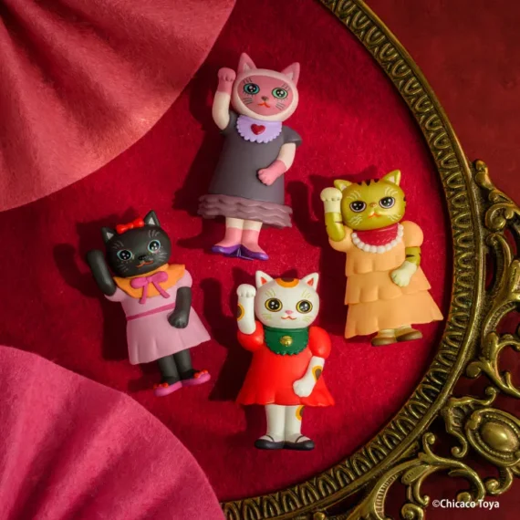 Chicaco Toya Maneki Maneki Maneko雕像系列 - 幸運貓風格的藝術玩具