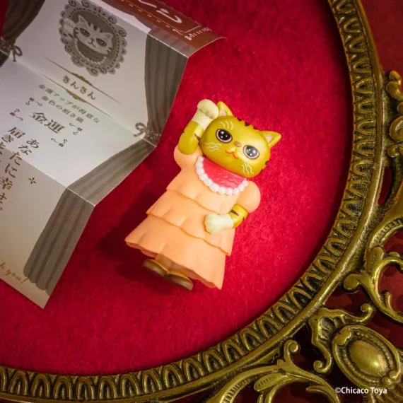 Chicaco Toya Maneki Maneki Maneko雕像系列 - 幸運貓風格的藝術玩具