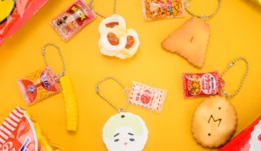 Portachiavi giapponesi snack locali mascotte - Figure a catena a sfera di dolci regionali