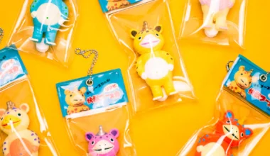 Booska-Taschenmonster-Leuchten im Dunkeln Ballkettenschlüsselketten