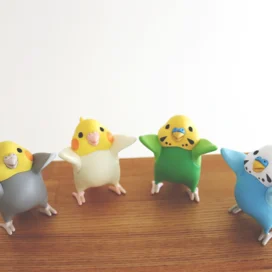 Cheerful Parrot Desk Buddy04